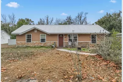109 Jackson Circle, Palatka, FL 32177 - Photo 1