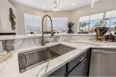 31 Coleridge Court, Palm Coast, FL 32137 - Photo 10