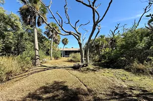 2226 S Daytona Ave, Flagler Beach, FL 32136 - Photo 24