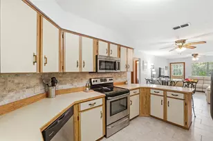 11 Lakepoint Cir, Port Orange, FL 32128 - Photo 18