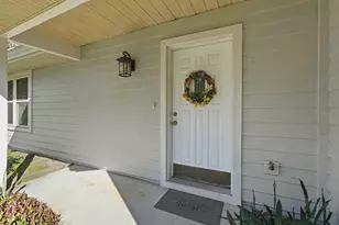 550 Locust St, Port Orange, FL 32127 - Photo 2
