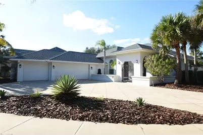 17 Oasis Circle, Palm Coast, FL 32137 - Photo 1