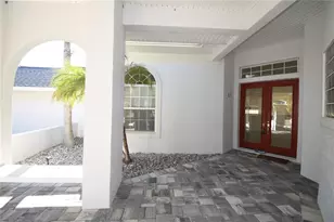 17 Oasis Cir, Palm Coast, FL 32137 - Photo 2