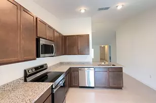 4 Llobell Pl, Palm Coast, FL 32164 - Photo 2