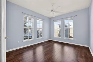 8290 W Gate Pkwy, Jacksonville, FL 32216 - Photo 12