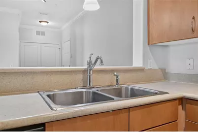 8290 W Gate Parkway #707, Jacksonville, FL 32216 - Photo 10