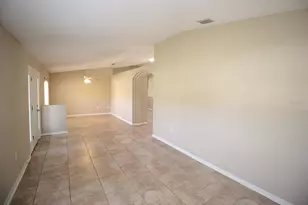 32 Ryding Ln, Palm Coast, FL 32164 - Photo 10