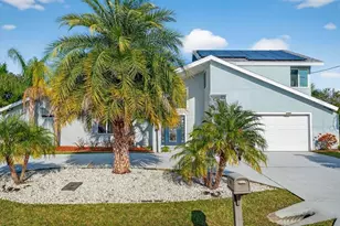 10 Fleming Ct, Palm Coast, FL 32137 - Photo 1