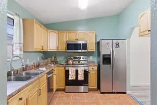 1304 Bond St, Edgewater, FL 32132 - Photo 2