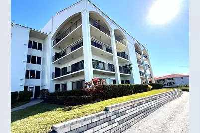 423 Mariner Drive #423, Tarpon Springs, FL 34689 - Photo 2