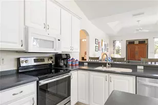 19 Deerwood St, Palm Coast, FL 32137 - Photo 14