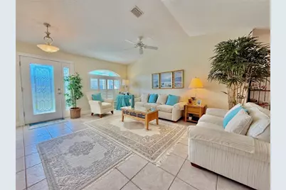 11 Clinton Court S, Palm Coast, FL 32137 - Photo 14