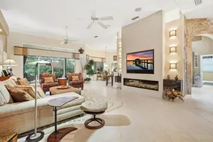 18 Lakeview Ln, Palm Coast, FL 32137 - Photo 8