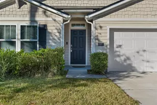 18 Pacific Dr, Palm Coast, FL 32164 - Photo 2