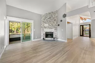 15 Village Cir, Palm Coast, FL 32164 - Photo 18