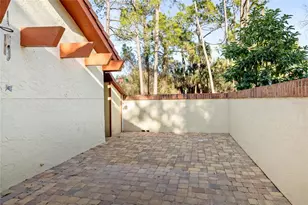 15 Village Cir, Palm Coast, FL 32164 - Photo 4