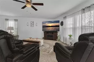 24 Pickston Ln, Palm Coast, FL 32164 - Photo 10