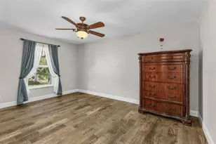 2721 18th Ave NE, Naples, FL 34120 - Photo 8