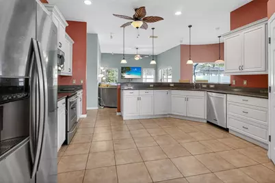 18 Lewiston Court, Palm Coast, FL 32137 - Photo 6