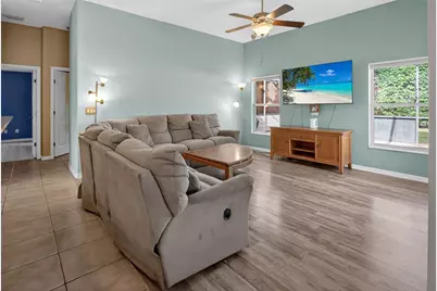 18 Lewiston Court, Palm Coast, FL 32137 - Photo 12