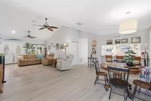 2 Seville Pl, Palm Coast, FL 32164 - Photo 18