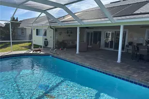 1 Cloverdale Ct S, Palm Coast, FL 32137 - Photo 4