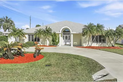 1 Cloverdale Court S, Palm Coast, FL 32137 - Photo 10