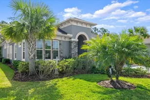 827 Creekwood Dr, Ormond Beach, FL 32174 - Photo 2