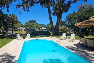 10 Fanwood Ct, Palm Coast, FL 32137 - Photo 4