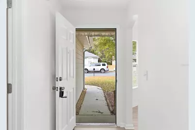 2537 Blackstone Court, Jacksonville, FL 32221 - Photo 4