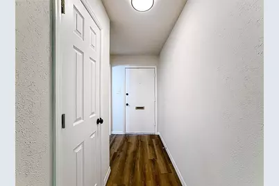 4445 Rayfield Drive, Sarasota, FL 34243 - Photo 6