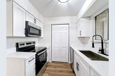 4445 Rayfield Drive, Sarasota, FL 34243 - Photo 16