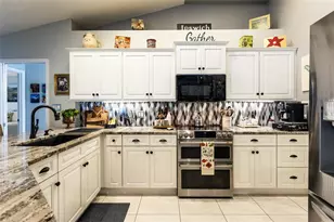 15 Evans Dr, Palm Coast, FL 32164 - Photo 6