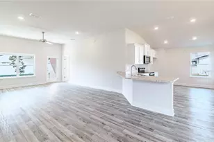 21 Rale Pl, Palm Coast, FL 32164 - Photo 10