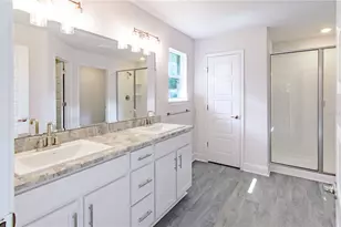 8 Louvet Ln, Palm Coast, FL 32137 - Photo 10