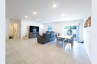 8 Rocking Lane, Palm Coast, FL 32164 - Photo 2