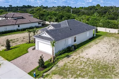 60 Del Palma Drive, Palm Coast, FL 32137 - Photo 2
