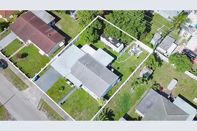 3115 NW 82nd Street, Miami, FL 33147 - Photo 30