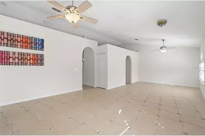 4 Rolls Royce Court S, Palm Coast, FL 32164 - Photo 4