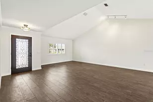 31 Cherokee Ct W, Palm Coast, FL 32137 - Photo 8