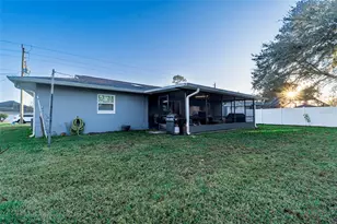 13 Belleaire Dr, Palm Coast, FL 32137 - Photo 16