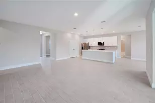 28 Eastmoor Ln, Palm Coast, FL 32164 - Photo 8