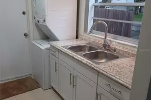 2 Fawn Ln, Palm Coast, FL 32137 - Photo 8