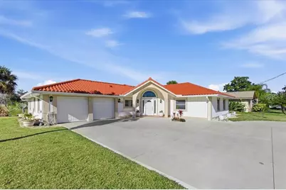 1 Coral Reef Court N, Palm Coast, FL 32137 - Photo 1
