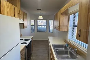 15 Prosperity Ln, Palm Coast, FL 32164 - Photo 2