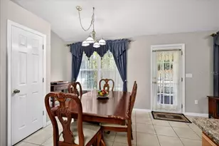 39 Princess Dolores Ln, Palm Coast, FL 32164 - Photo 14