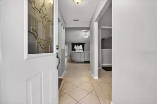 39 Princess Dolores Ln, Palm Coast, FL 32164 - Photo 10