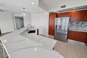 241 Riverside Dr, Daytona Beach, FL 32117 - Photo 8