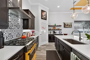 401 Bourganville Dr, Palm Coast, FL 32137 - Photo 14