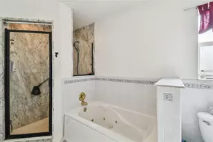 317 Shore Dr E, Oldsmar, FL 34677 - Photo 6